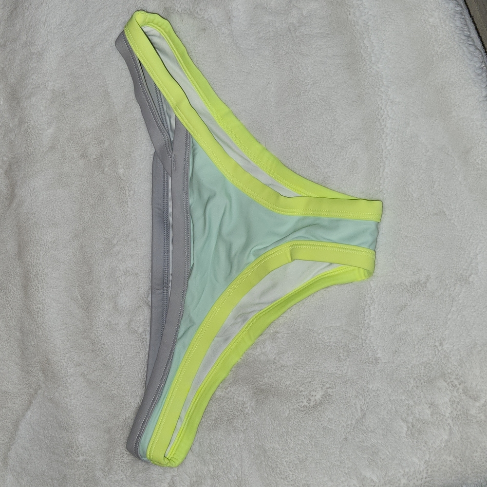 NWT Victoria's Secret swim bottom S